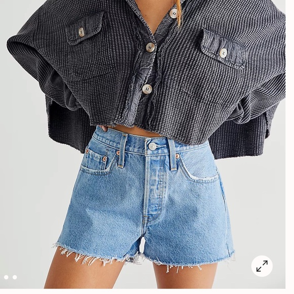 Levi's Pants - Levi’s 501 High-Rise Denim Shorts Size W29